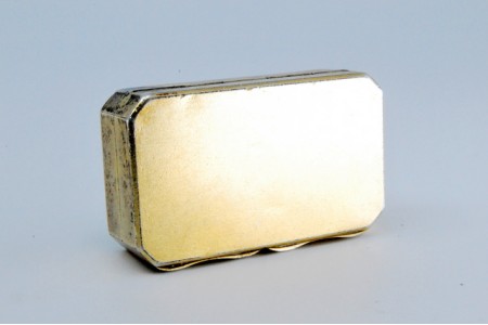 Caixa de Vinagrete em prata e ouro de tampa lisa do período Vitoriano.